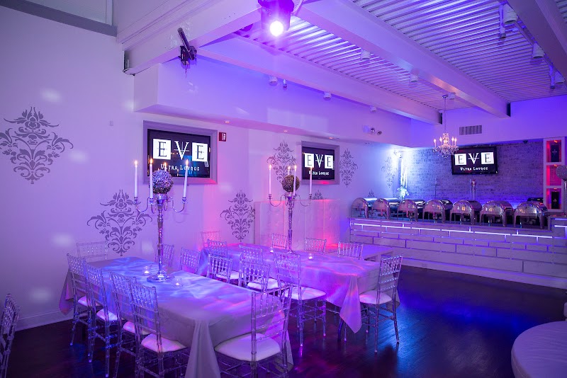 Eve Ultra Lounge