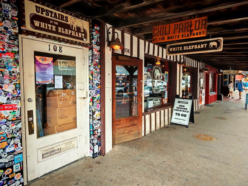 White Elephant Saloon photo 4