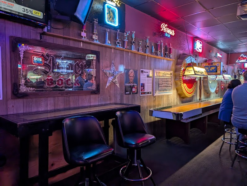 One Nostalgia Tavern