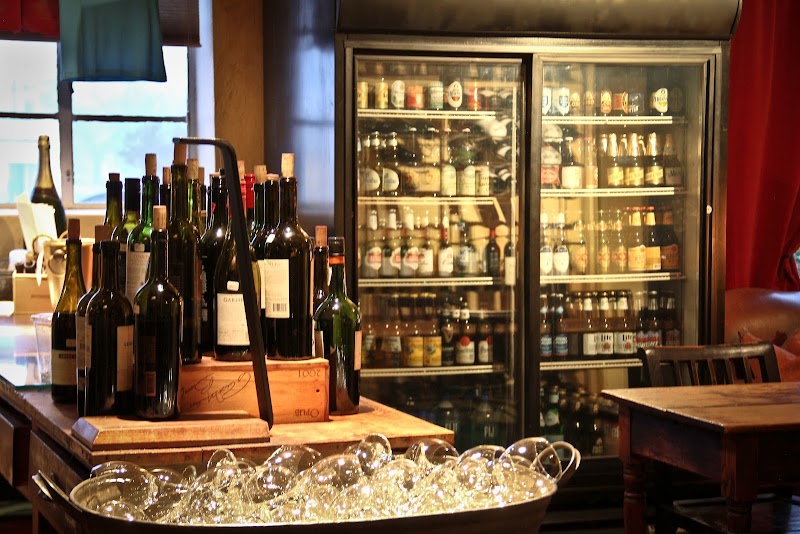 Lincoln Street Wine and Cigar Bar
