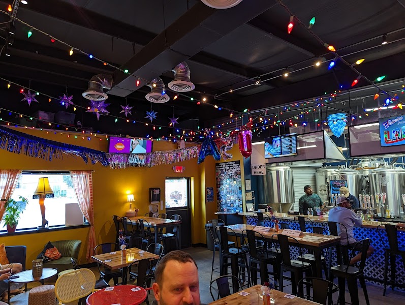 Saludos Brewing Co. photo 5