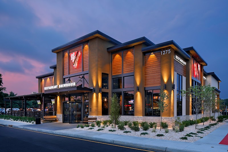 BJ's Restaurant & Brewhouse photo 3