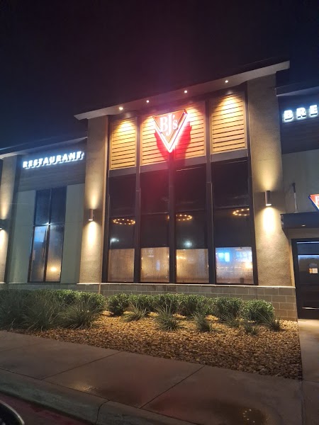 BJ's Restaurant & Brewhouse photo 5