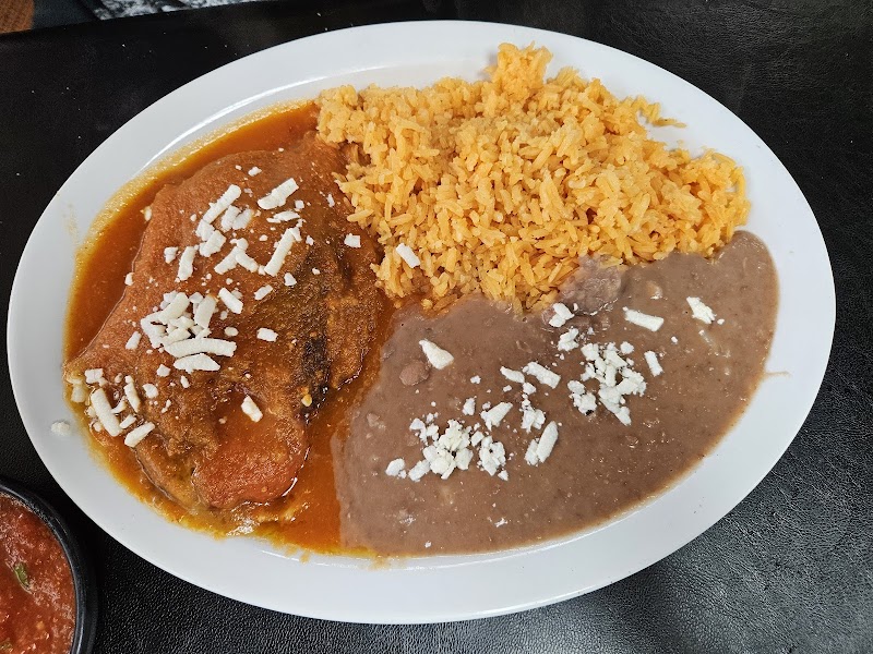 El Olivo Mexican Food & Cantina photo 2