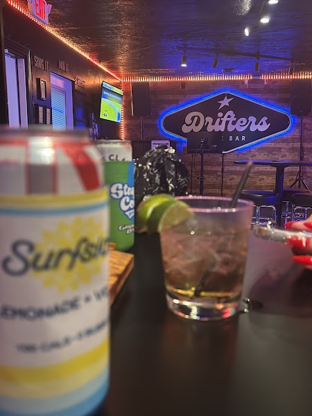 Drifters Dive Bar photo 4