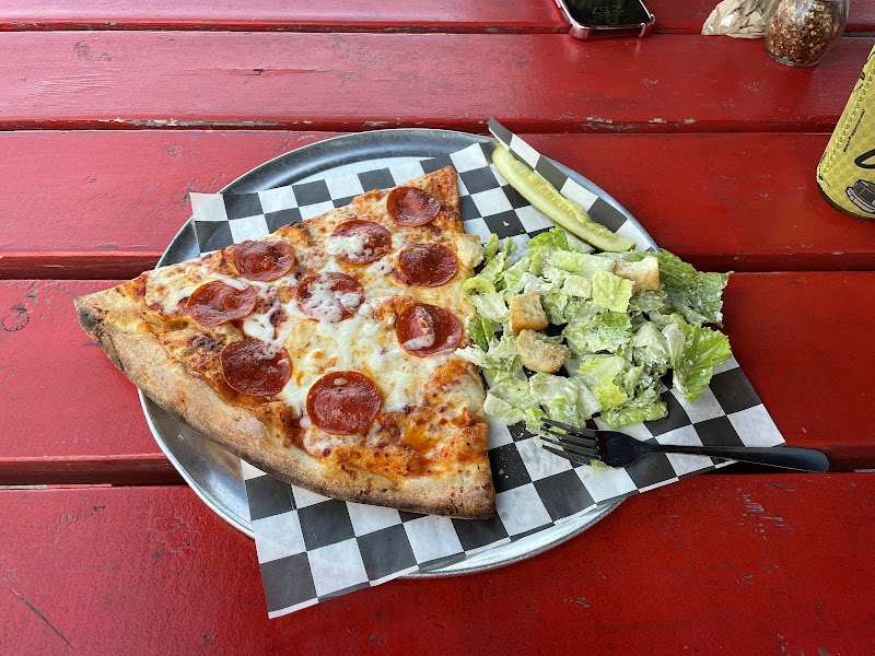 YONX PIZZA BAR & CO photo 3
