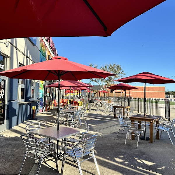 HOPPE'S SPORTS GRILL