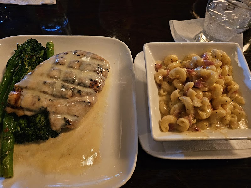 Benchmark | American Brasserie photo 3