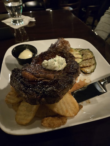 Benchmark | American Brasserie photo 5