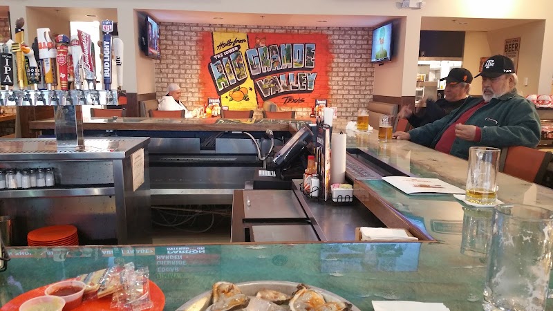 Hooters