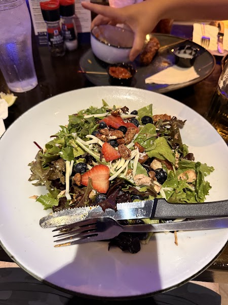 Walk-On's Sports Bistreaux - San Antonio Restaurant photo 3