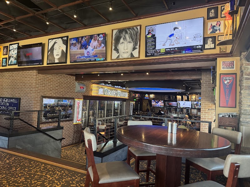 Five Four Restaurant & Drafthouse photo 5