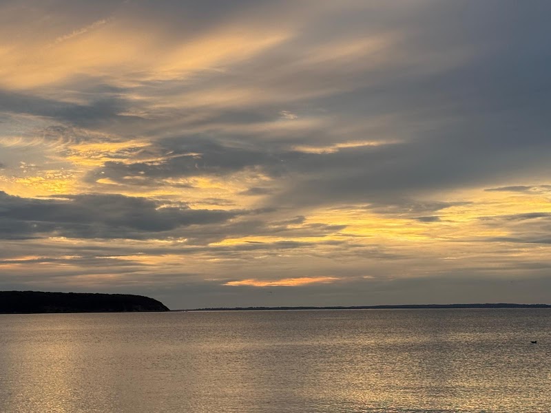 Navy Beach Restaurant, Montauk | Seafood Restaurant photo 4