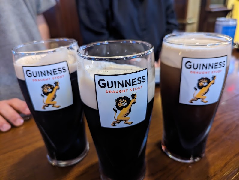 McSwiggan's Irish Pub photo 4