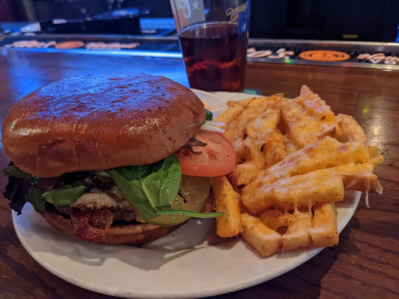 McSwiggan's Irish Pub photo 5