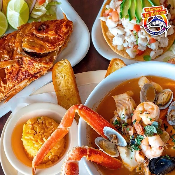 Mariscos La Marea Haltom City photo 3
