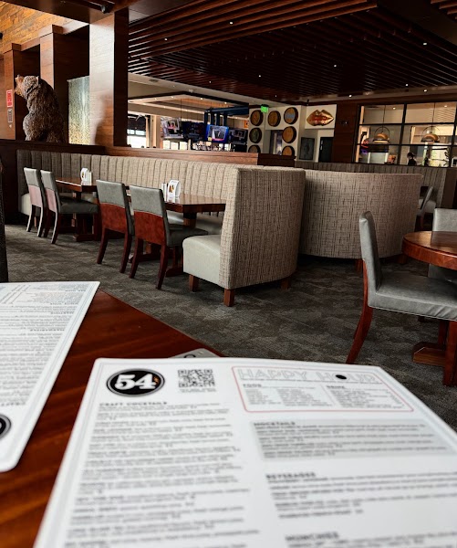 Five Four Restaurant & Drafthouse- Cedar Park photo 2