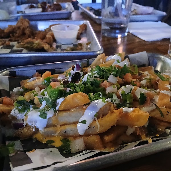 Four 80's Sports Bar and Grill photo 3