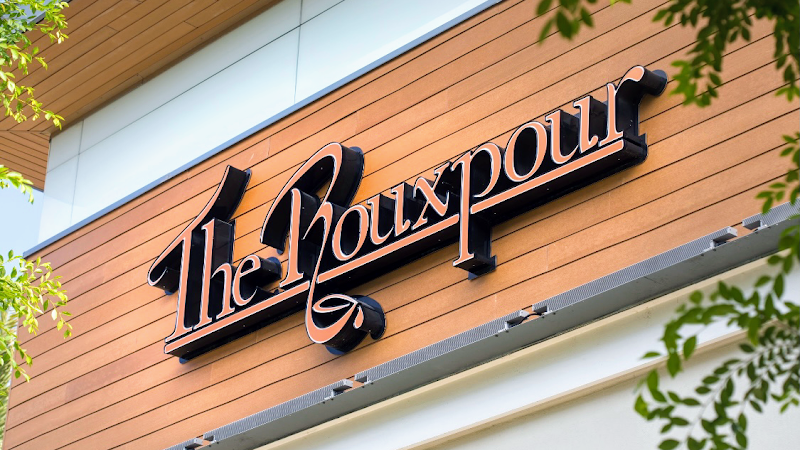 The Rouxpour photo 3