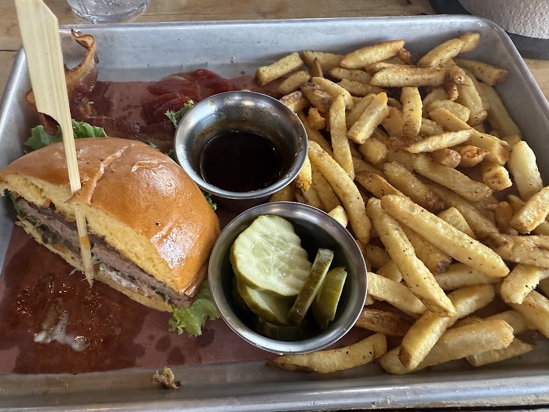 LSA Burger Co. photo 3