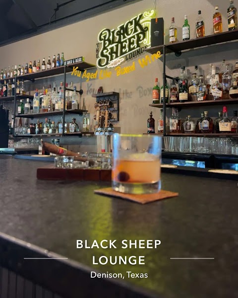 Black Sheep Lounge photo 3
