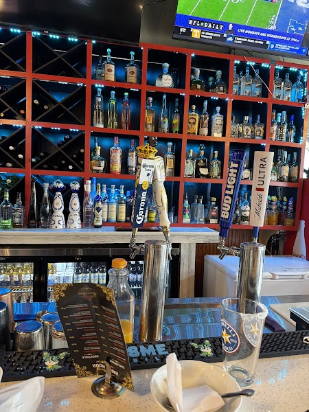 Casa de Rosas Sports Bar & Grill photo 4