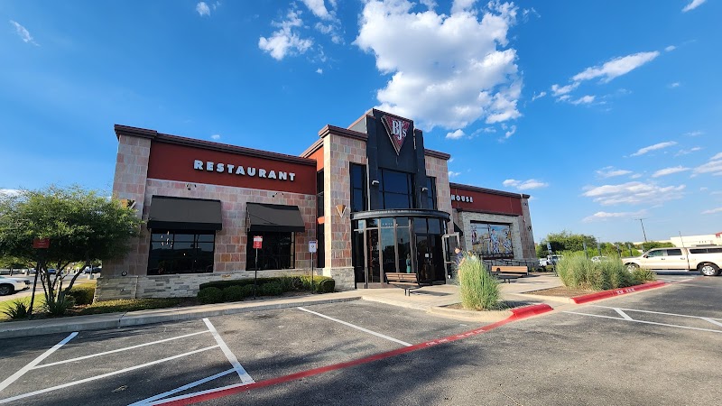 BJ's Restaurant & Brewhouse photo 4