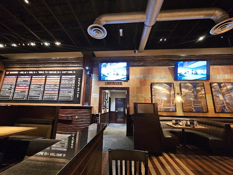 BJ's Restaurant & Brewhouse photo 5