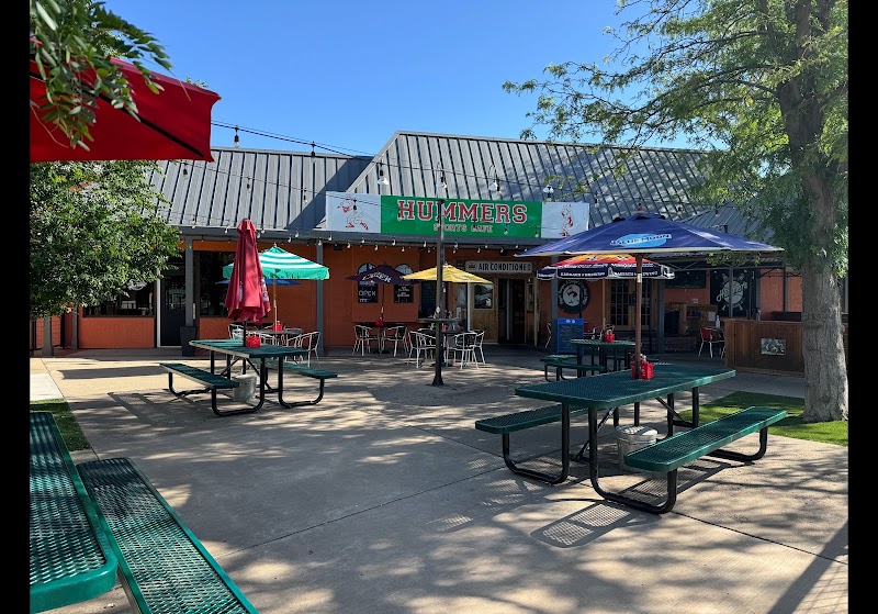 Hummers Sports Cafe photo 5