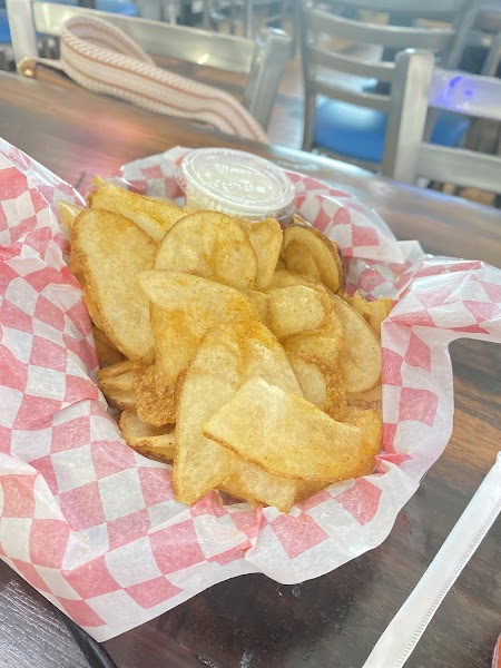 La Sports Bar and Grill photo 2