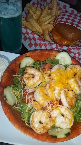 La Sports Bar and Grill photo 5