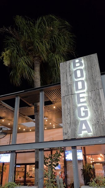 Bodega Tavern & Kitchen photo 5