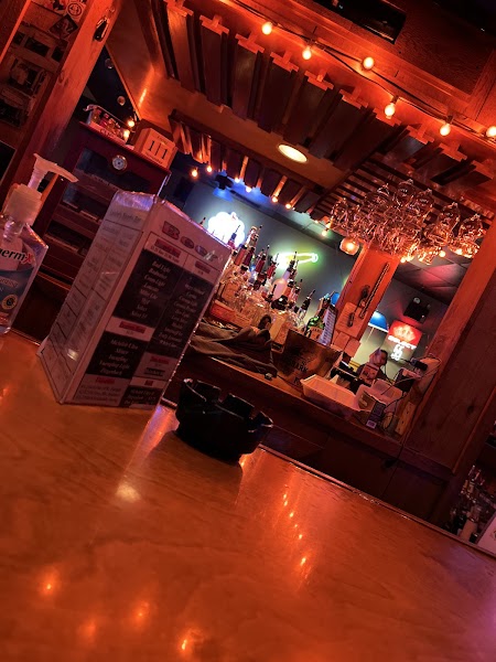 Leslie's Sports Bar #1 photo 4