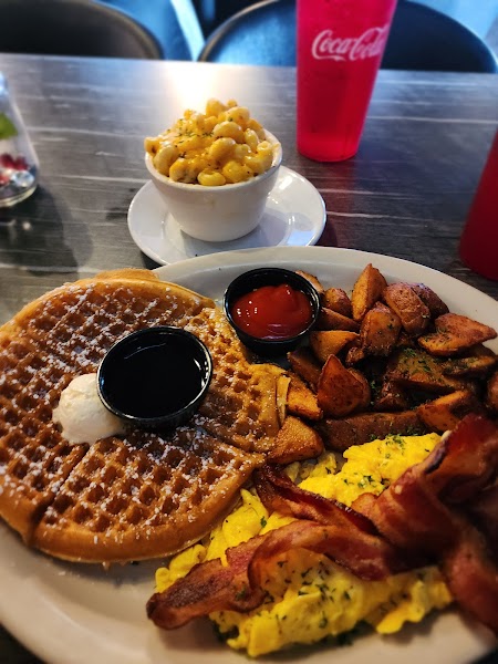 Johnnys Chicken and Waffles - Fort Worth, TX photo 3