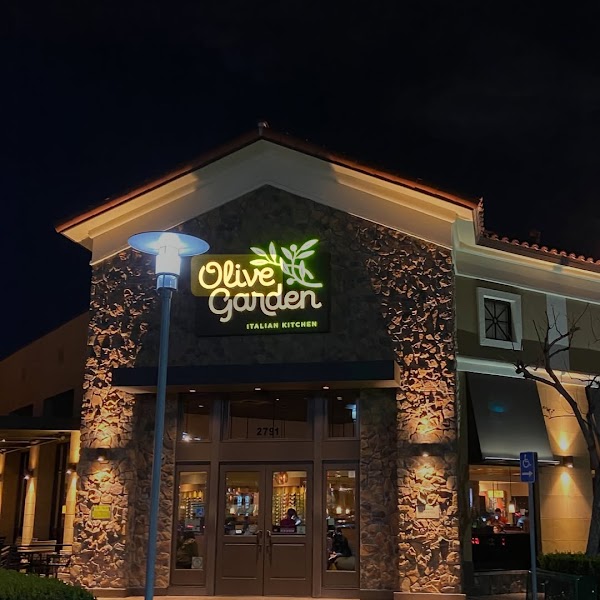 Olive Garden Italian Restaurant photo 3