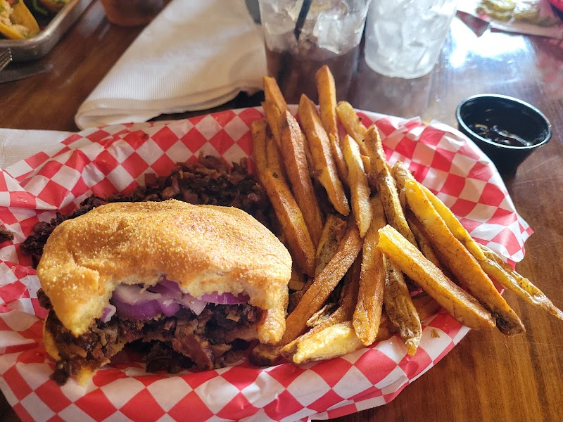 Big Al’s Down The Hatch photo 4