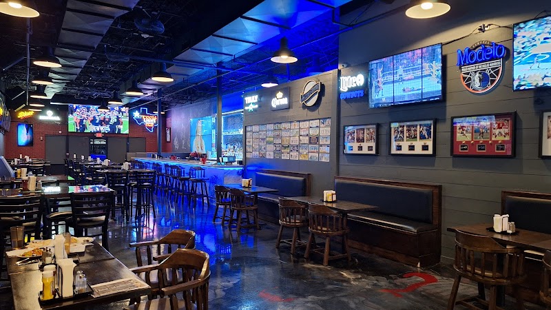The Hub Restaurant and Bar photo 4