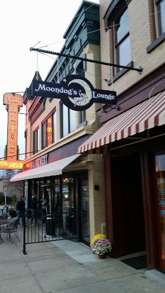 Moondog's Lounge photo 4