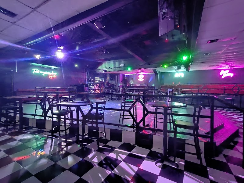 Nite Shift Sports Bar photo 2