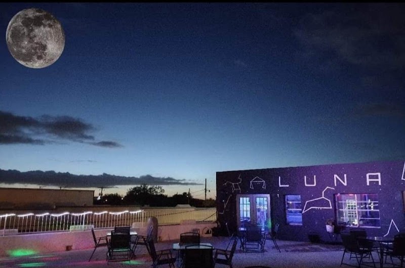 Luna Sky Lounge photo 4