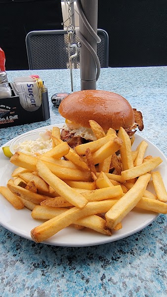 Trackside Bar & Grill, Staten Island photo 3