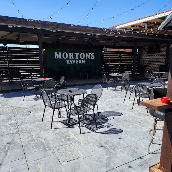 Morton's Tavern