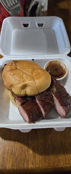 HUG BBQ photo 5