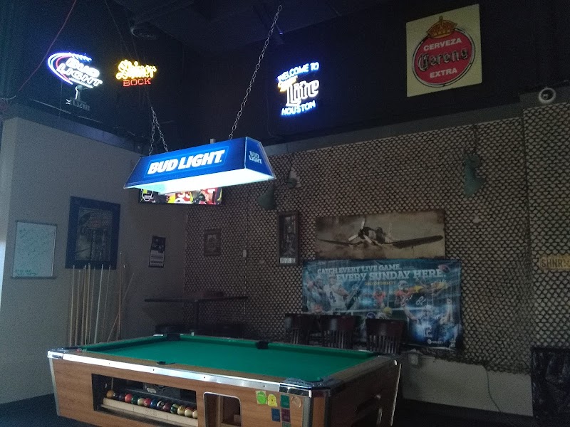 Bombers Sports Bar photo 3