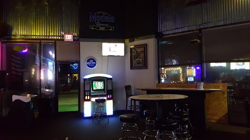 Bombers Sports Bar photo 4