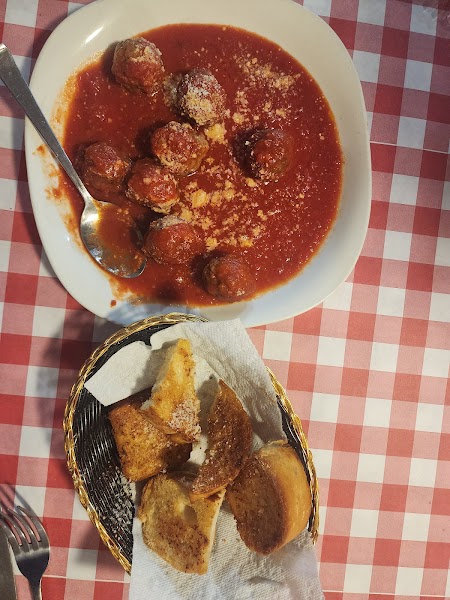Four Seasons Pickleball & Italian Restaurant photo 4