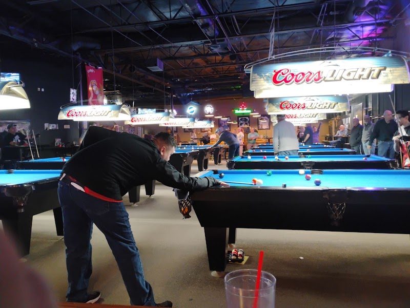 Volcano's Sports Bar and Grill photo 3