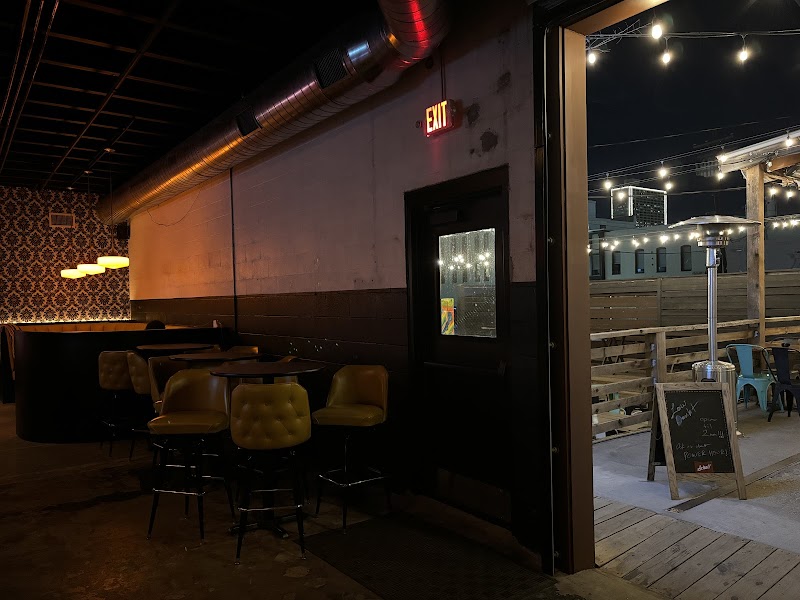 Low Doubt Bar photo 4