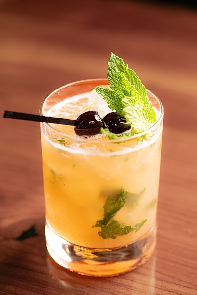 Gin Mill Lounge photo 4