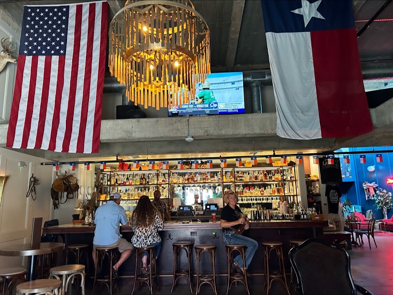 Sidesaddle Saloon photo 5